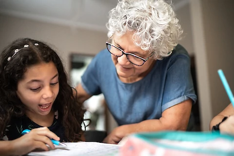 Guide to Volunteering at Schools and After-School Groups for Seniors