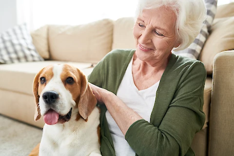 5 Well-Researched Benefits of Pets for Seniors Living Alone